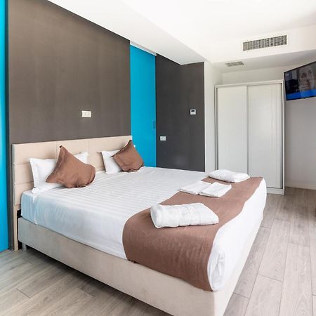 Miramare Residence Aparthotel นาโวดาริ ภายนอก รูปภาพ
