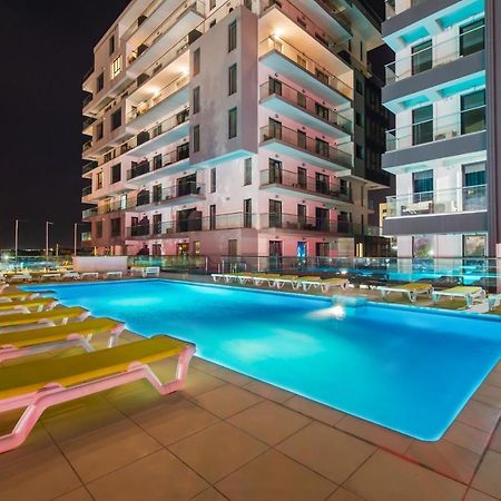 Miramare Residence Aparthotel นาโวดาริ ภายนอก รูปภาพ