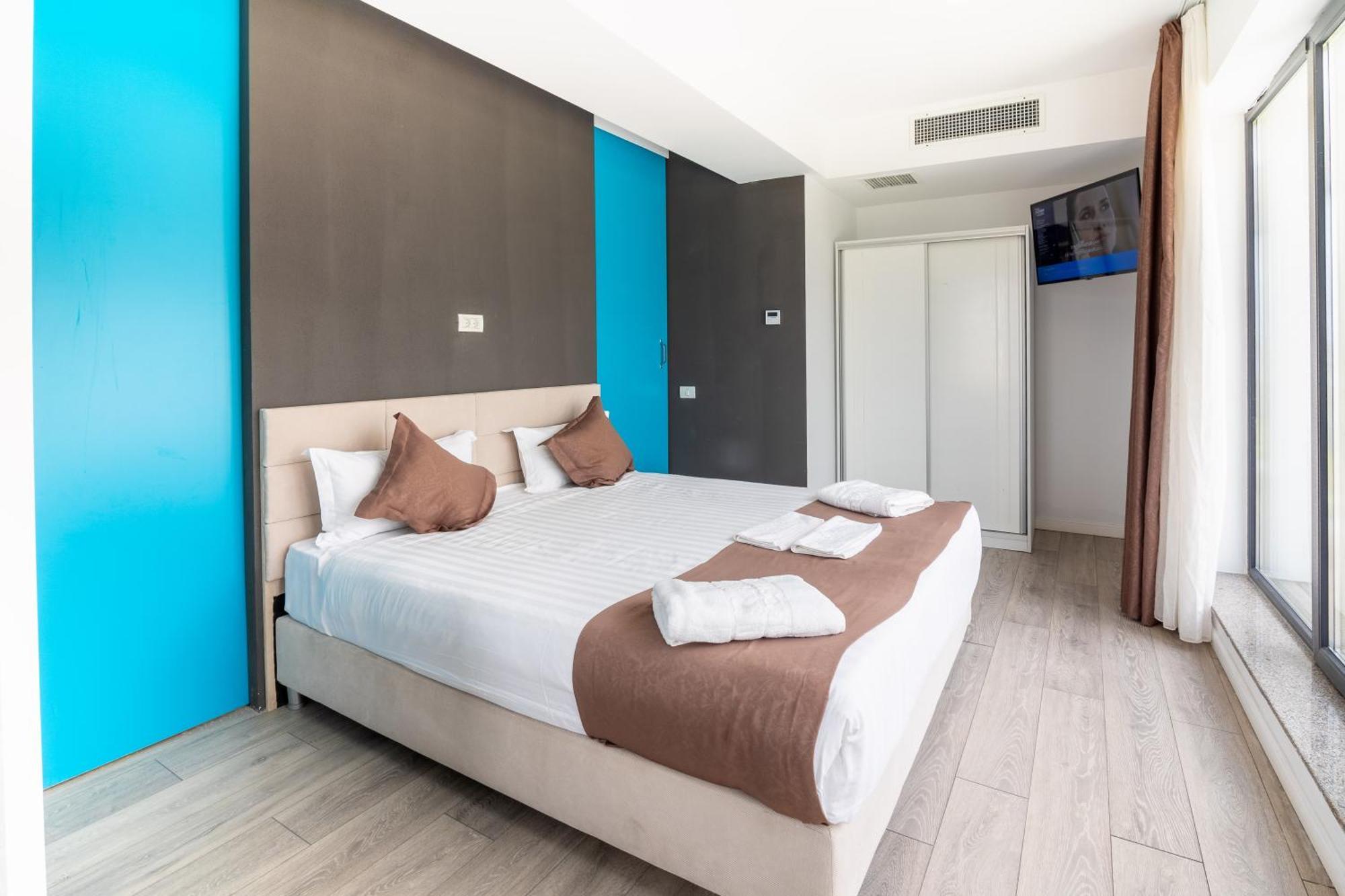 Miramare Residence Aparthotel นาโวดาริ ภายนอก รูปภาพ