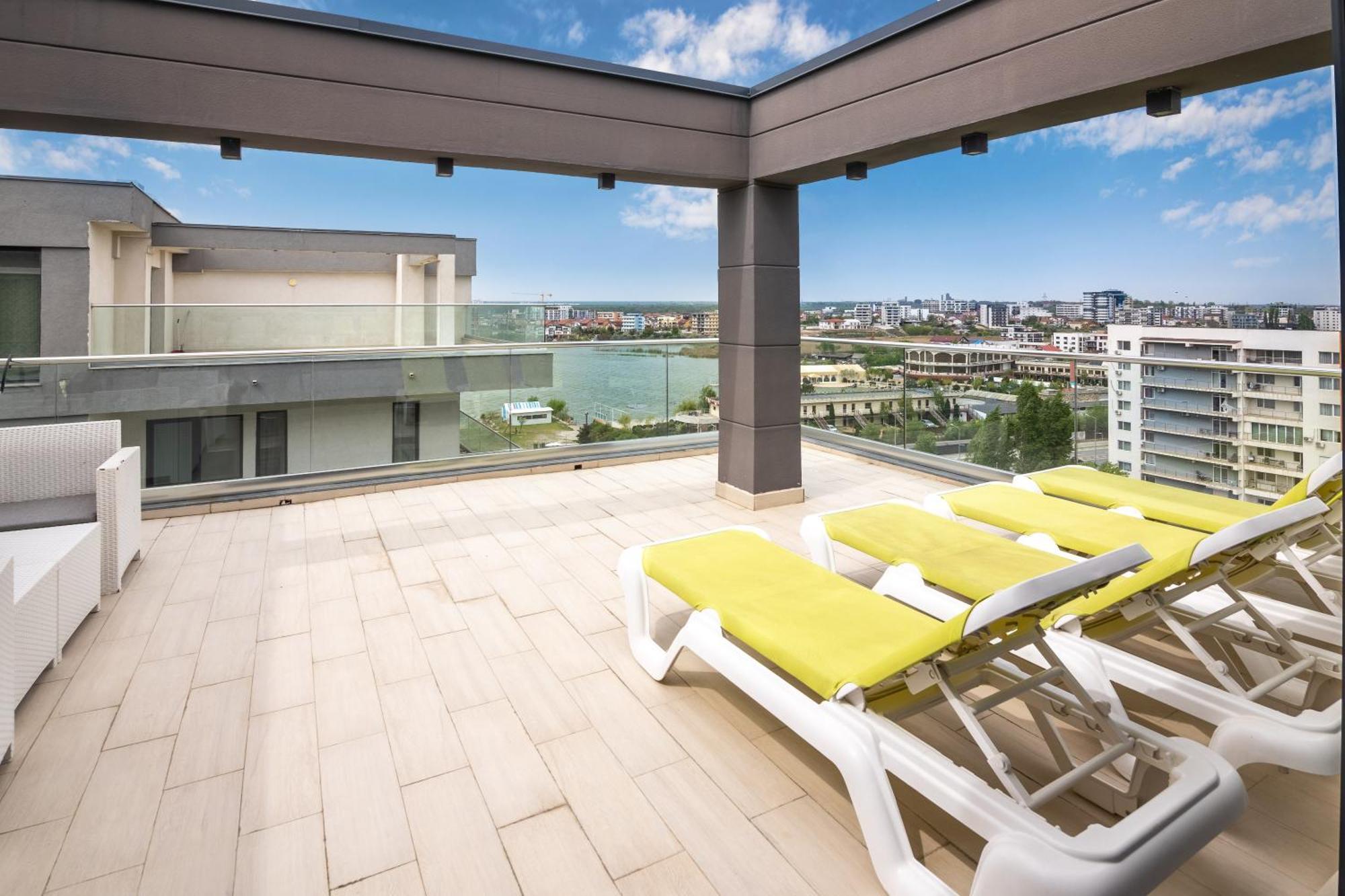 Miramare Residence Aparthotel นาโวดาริ ภายนอก รูปภาพ