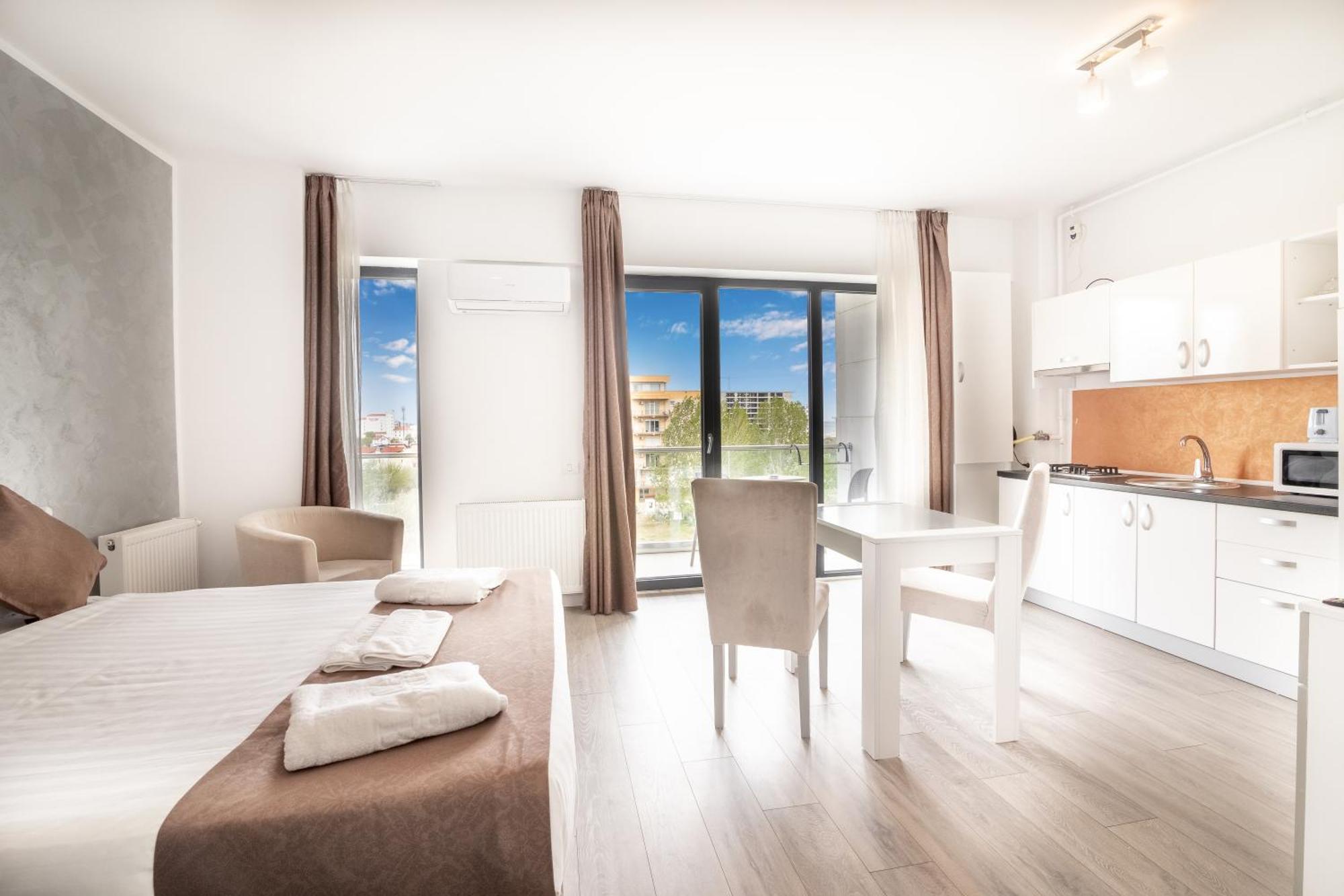 Miramare Residence Aparthotel นาโวดาริ ภายนอก รูปภาพ