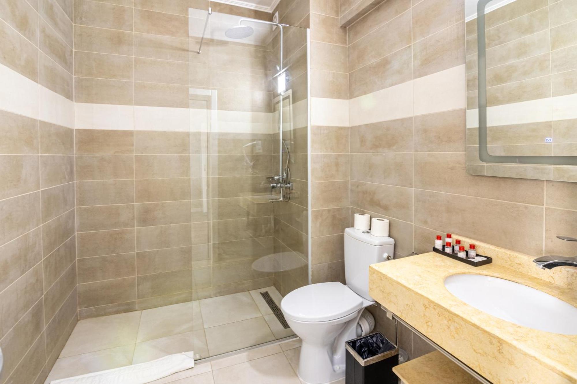 Miramare Residence Aparthotel นาโวดาริ ภายนอก รูปภาพ