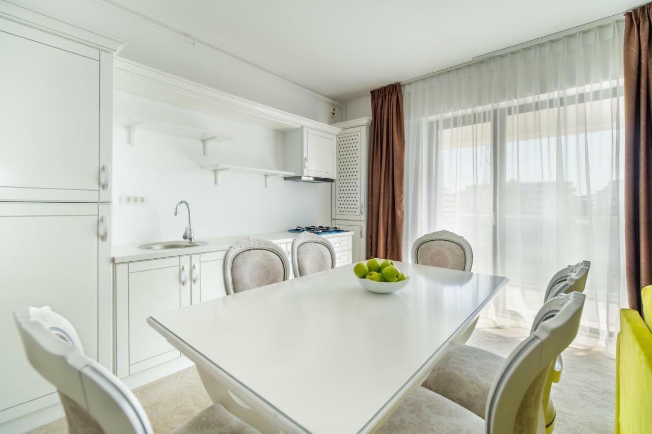 Miramare Residence Aparthotel นาโวดาริ ภายนอก รูปภาพ